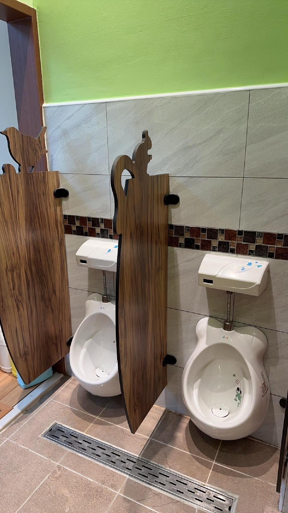 可愛的小青蛙小便斗