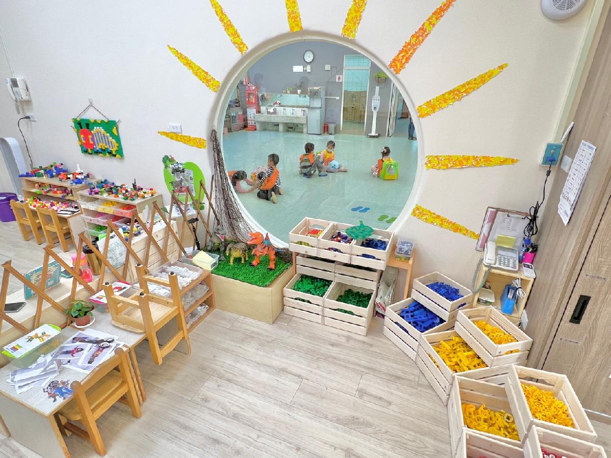 月亮班組合建構區