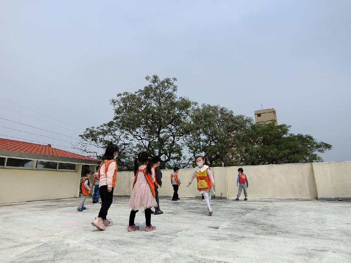 露臺上的123木頭人