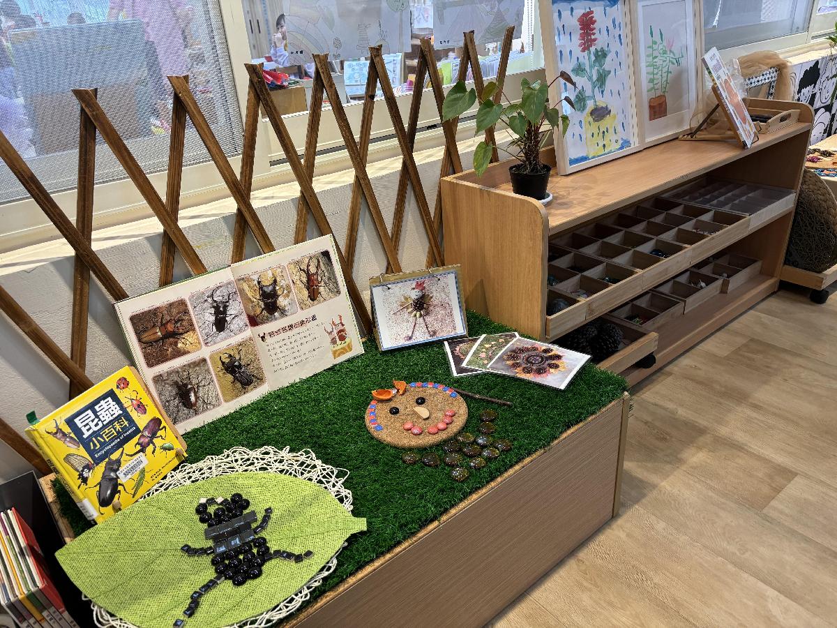 走廊上的自然鋪排區